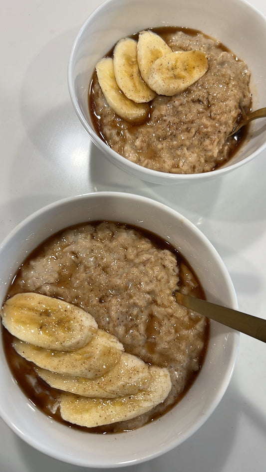 CREAMY OATMEAL w. BROWN SUGAR CINNILLA SYRUP