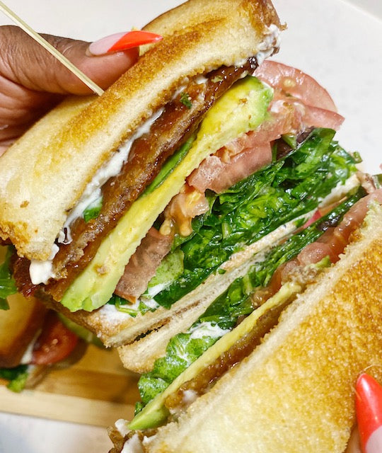 DACY'S BOMBA** BLT